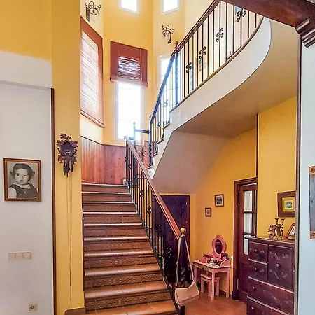 Gorgeous In With Wifi Holiday home