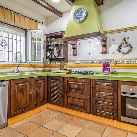 Holiday home Gorgeous In With Wifi *